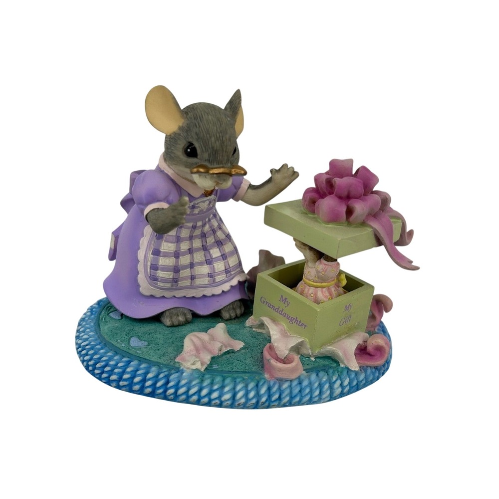 Charming Tails My Granddaughter My Gift Mouse Figurine 2008 Fitz and Floyd